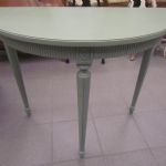 719 8476 MOON TABLE